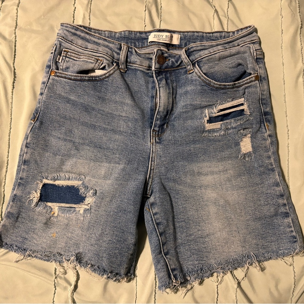 Judy Blue Women's Distressed Denim Shorts - Blue